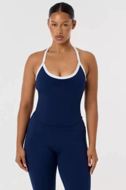FITLINE Motion 30 — Tenue fitness femme — visuel catalogue