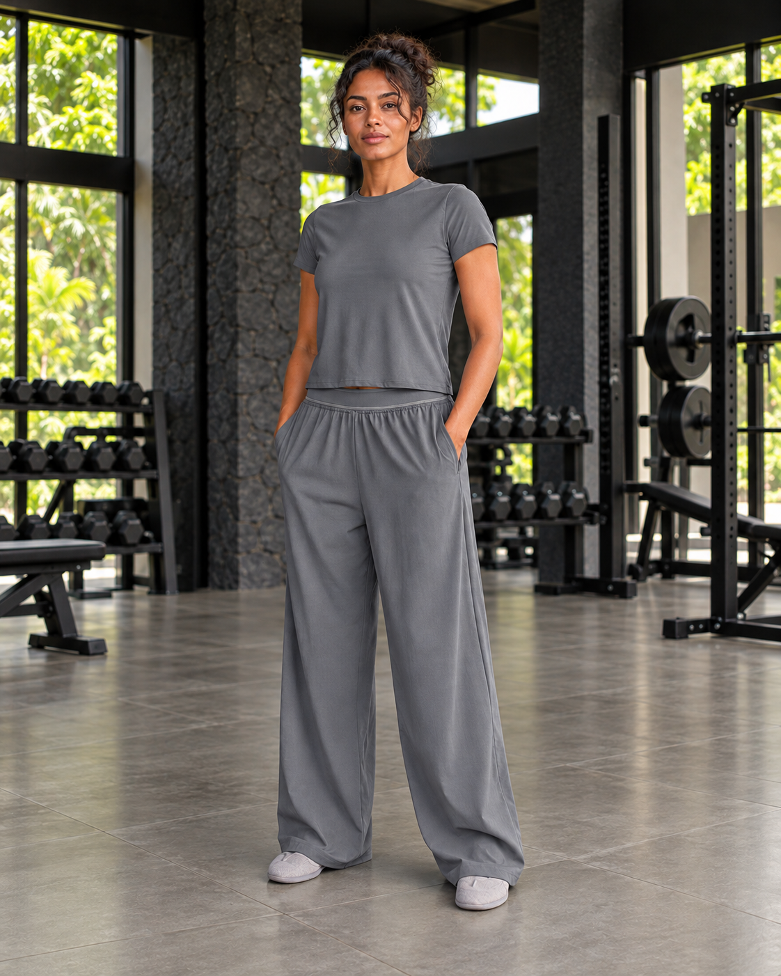 FITLINE Motion 22 — Tenue fitness femme — Gris ardoise — visuel recadré 4:5 La Réunion