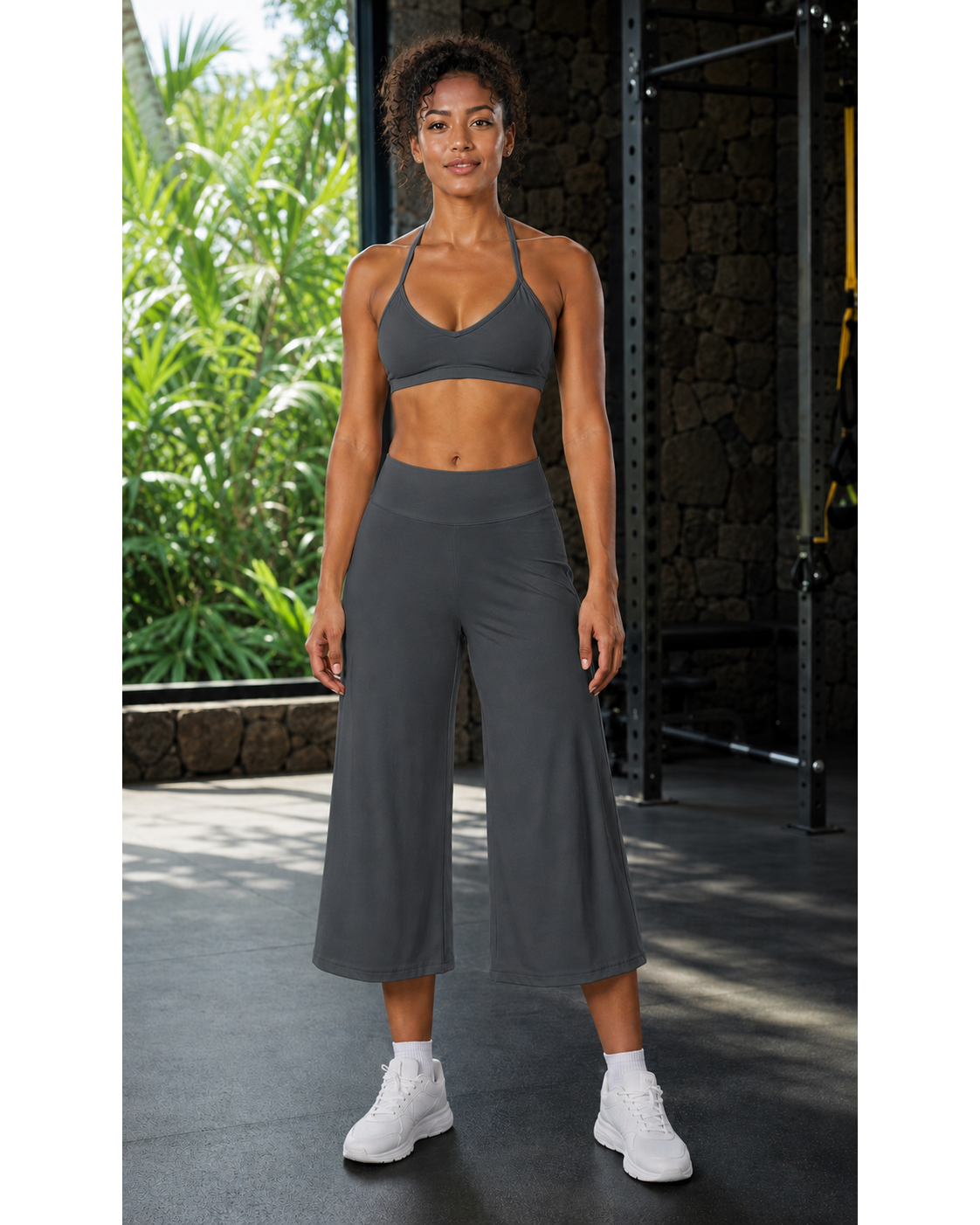 Atlas 12 — Tenue fitness femme — Gris ardoise — format 4:5