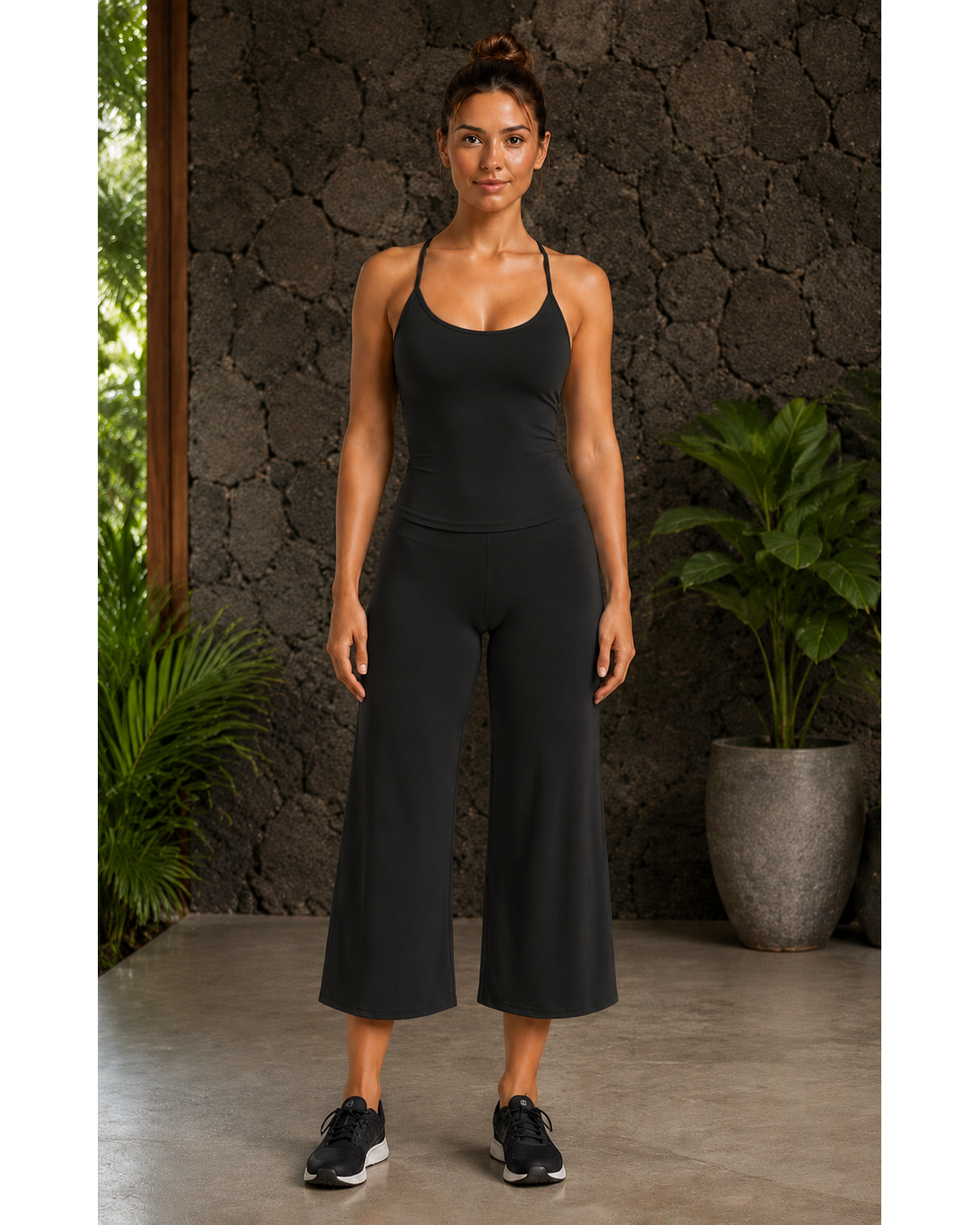 Aura 05 — Tenue fitness femme — Noir — format 4:5